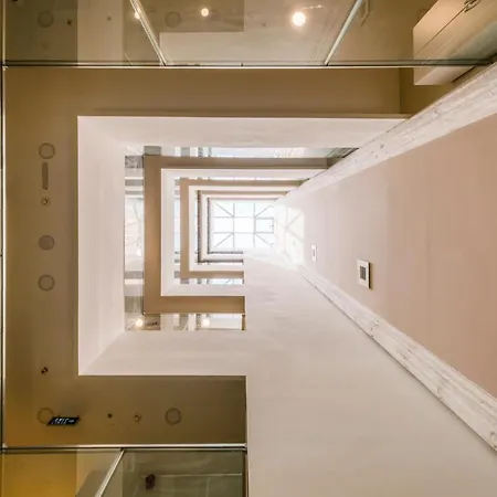 Zin D Sefin Aparts 5*